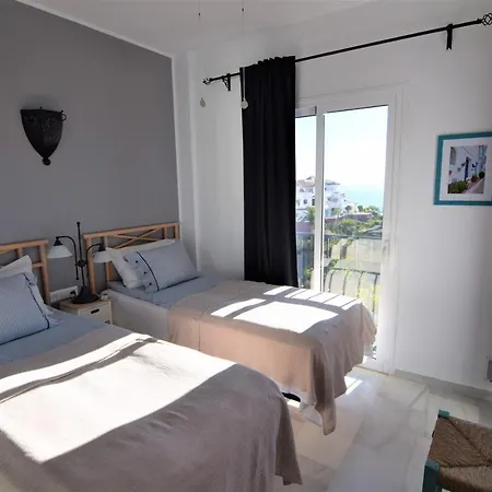 Ladera Panorama 2 * נרחה