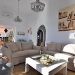 Ladera Panorama 2 *